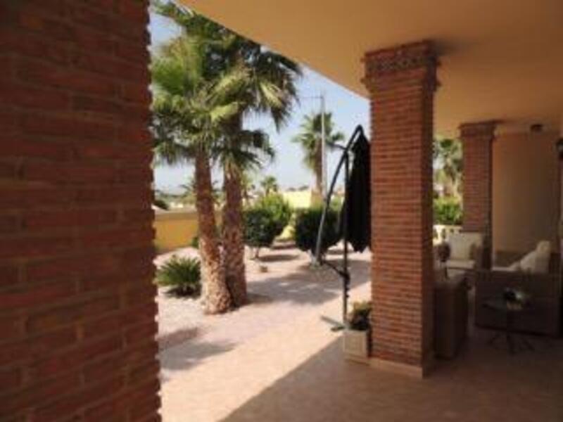 3 Cuarto Villa en venta