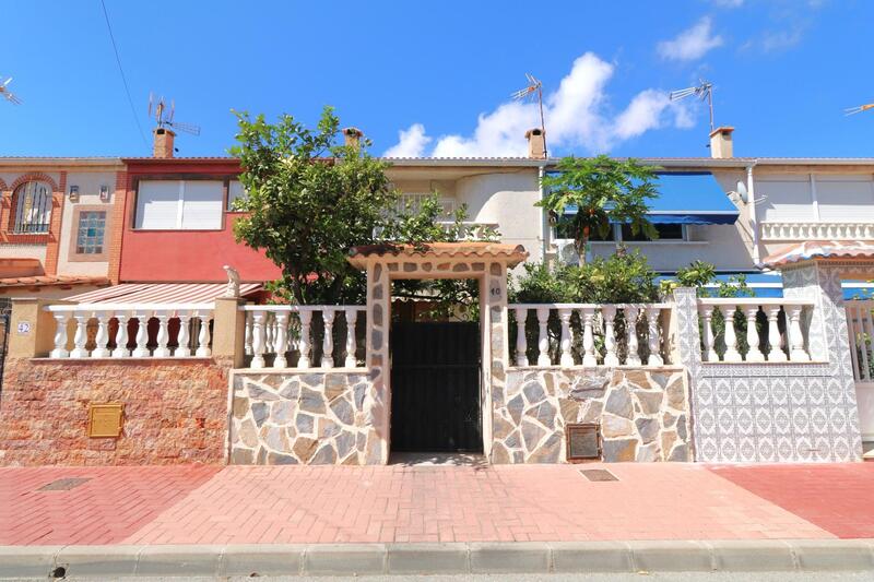 Maison de Ville à vendre dans Torrevieja, Alicante