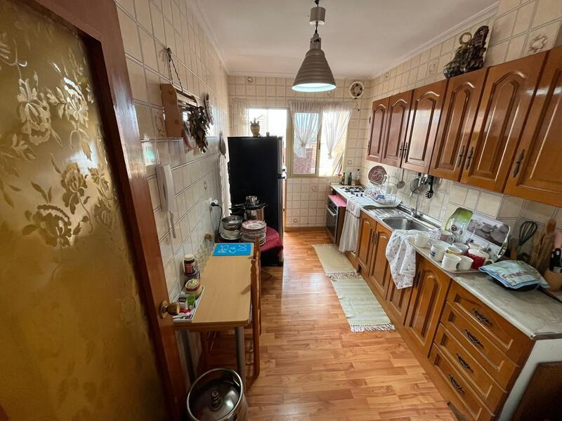 3 bedroom Apartment for sale