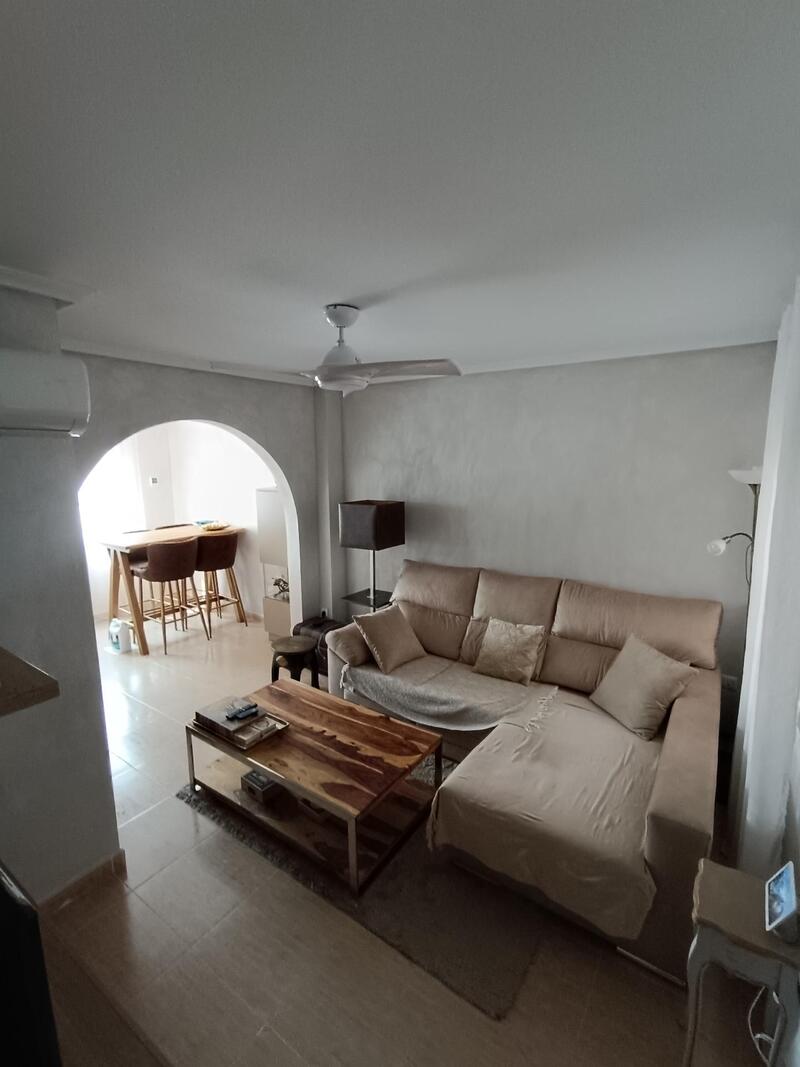 2 bedroom Townhouse for sale