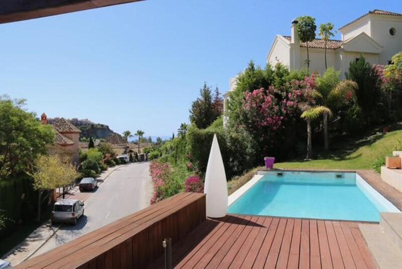5 bedroom Villa for sale