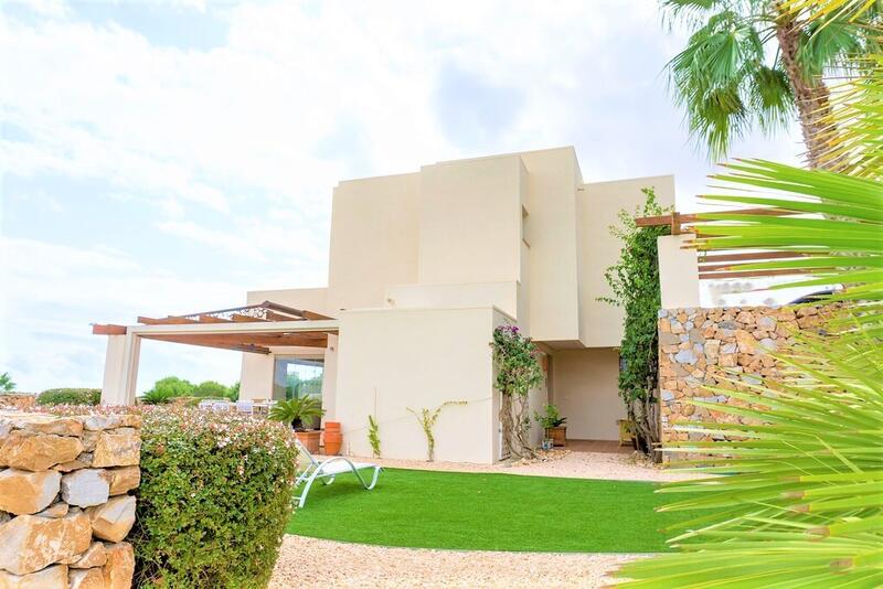 3 bedroom Villa for sale