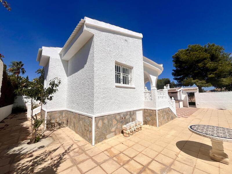 3 bedroom Villa for sale
