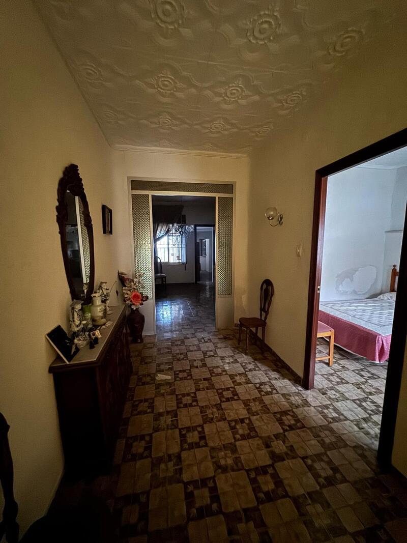 3 bedroom Townhouse for sale