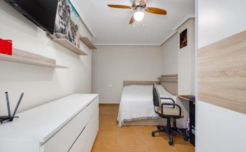 3 bedroom Apartment for sale