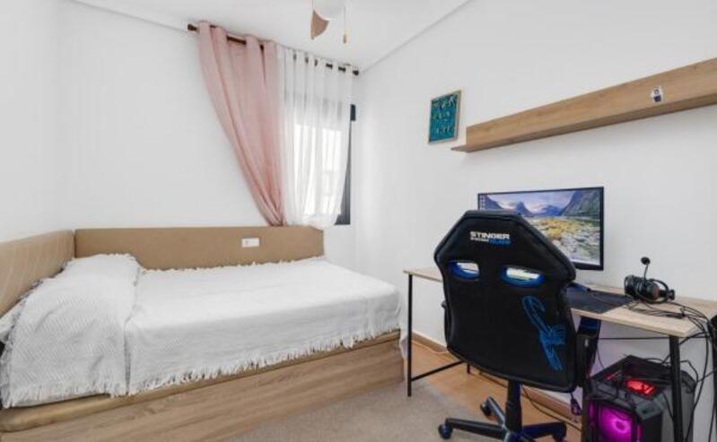3 bedroom Apartment for sale