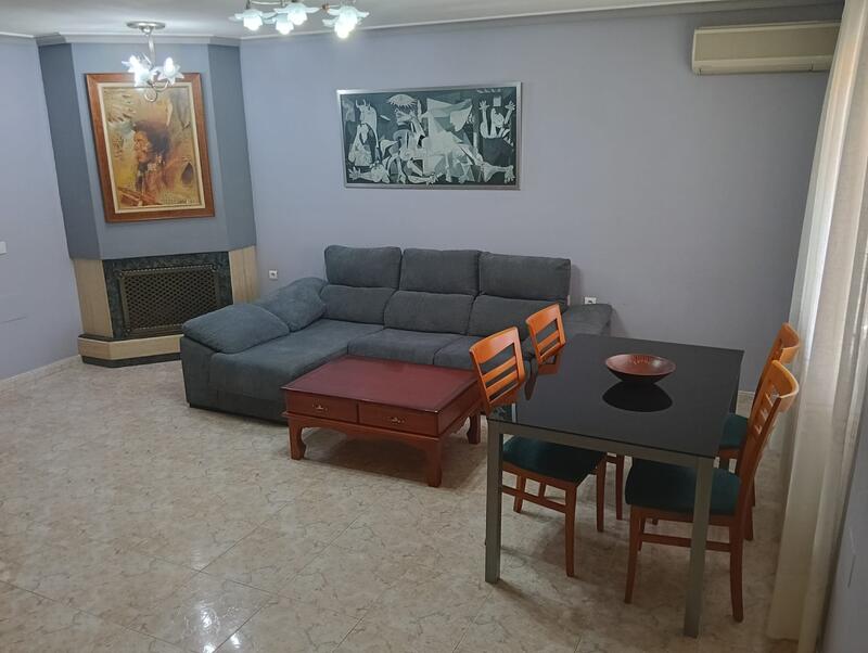 3 bedroom Apartment for sale