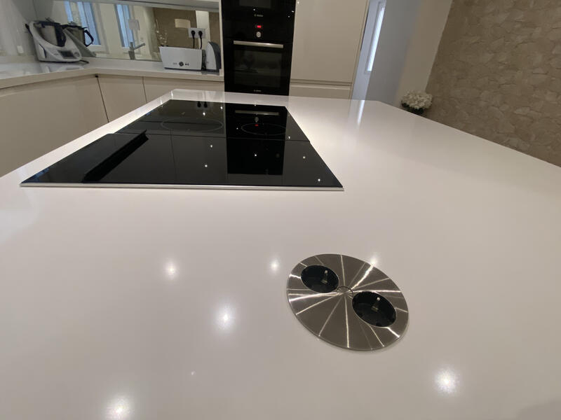 4 bedroom Apartment for sale