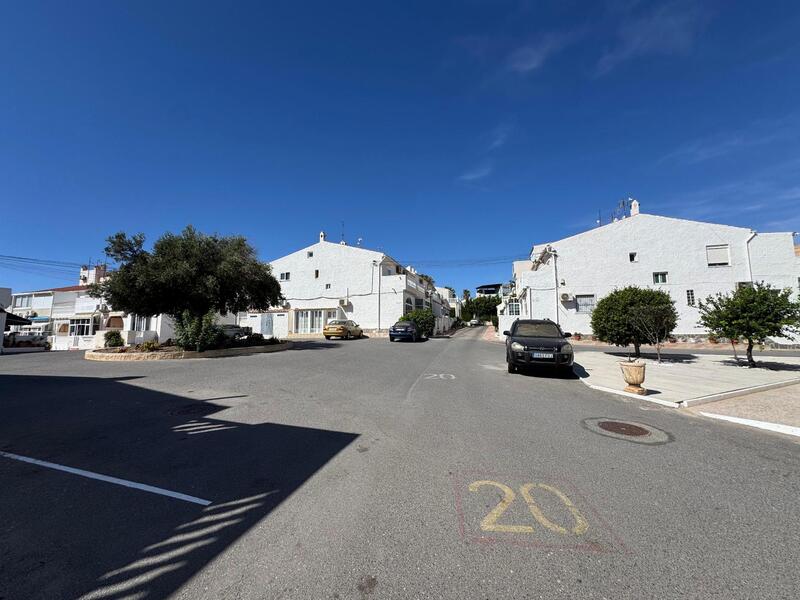 2 bedroom Duplex for sale