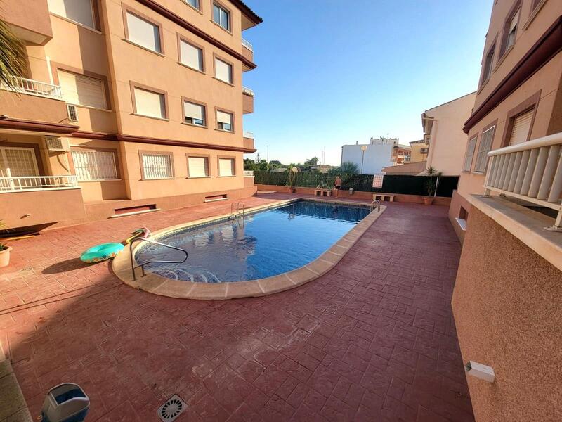 2 Cuarto Local Comercial en venta