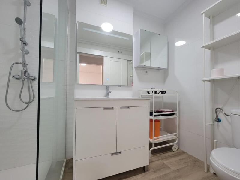 2 Cuarto Local Comercial en venta