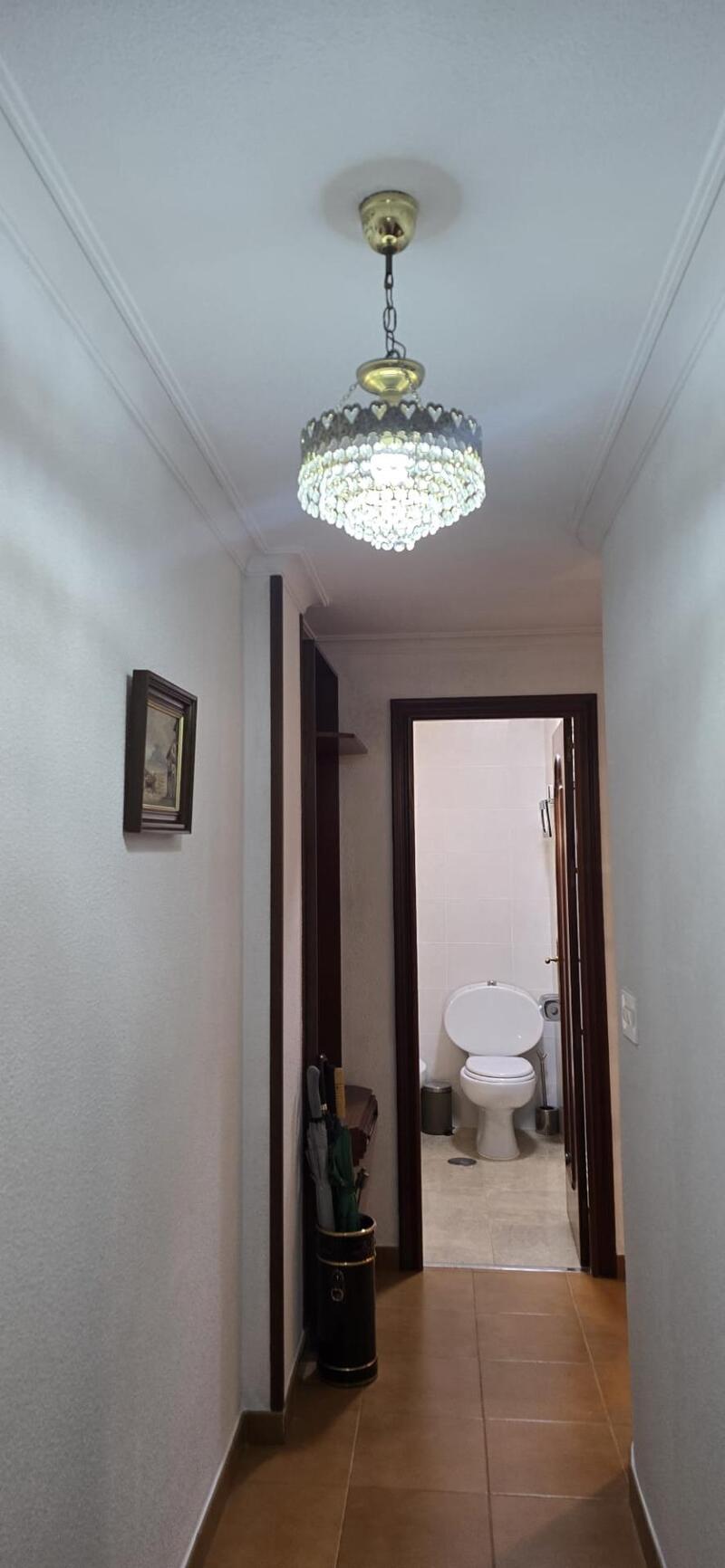 4 спальная комната квартира продается