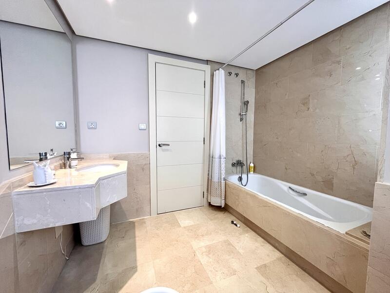 3 slaapkamer Appartement Te koop