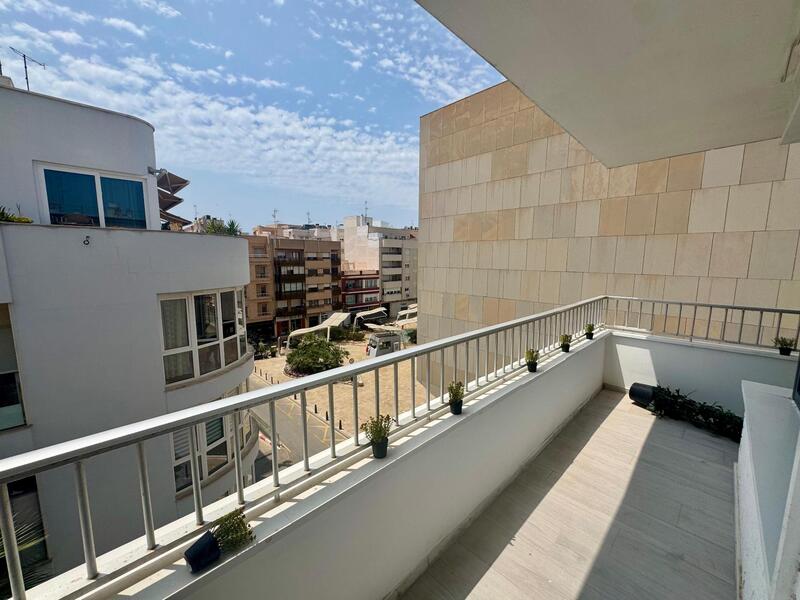 3 bedroom Apartment for sale