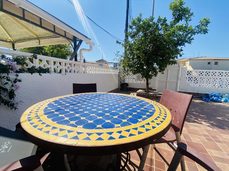 2 Cuarto Villa en venta