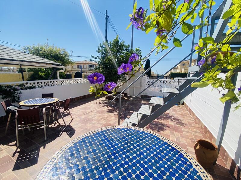 2 Cuarto Villa en venta