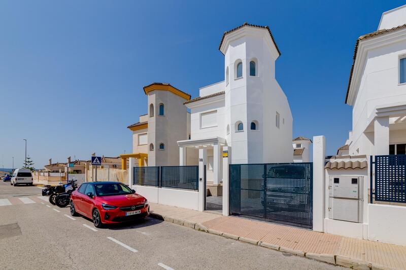 2 slaapkamer Villa Te koop