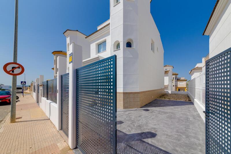 3 slaapkamer Villa Te koop