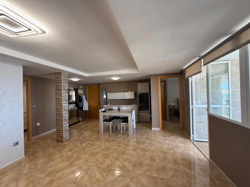 3 bedroom Apartment for sale