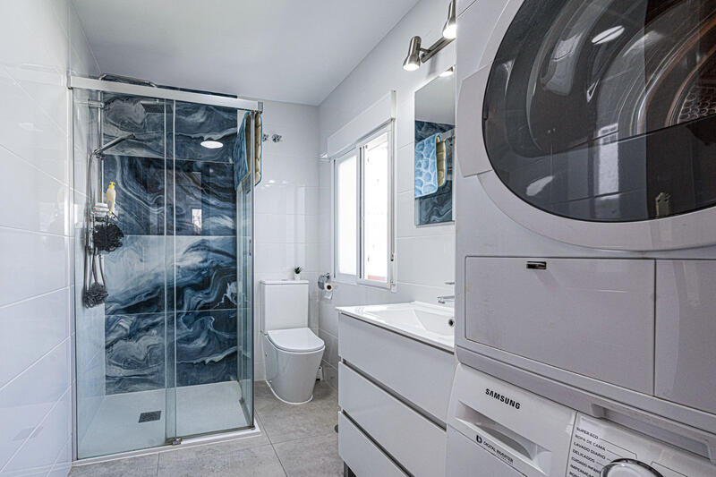 3 slaapkamer Appartement Te koop