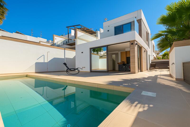 Villa à vendre dans Benijófar, Alicante