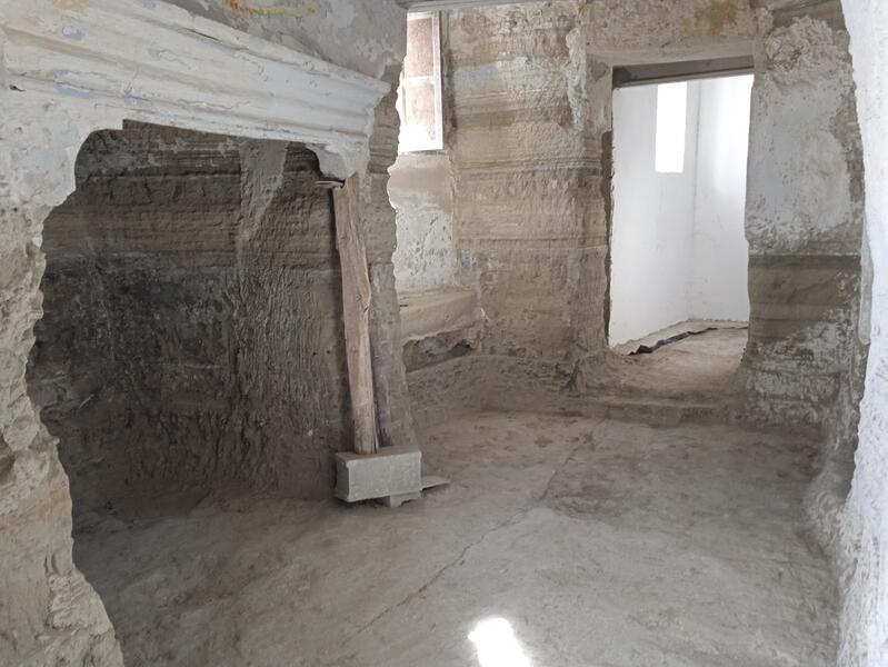 9 bedroom Cave House for sale