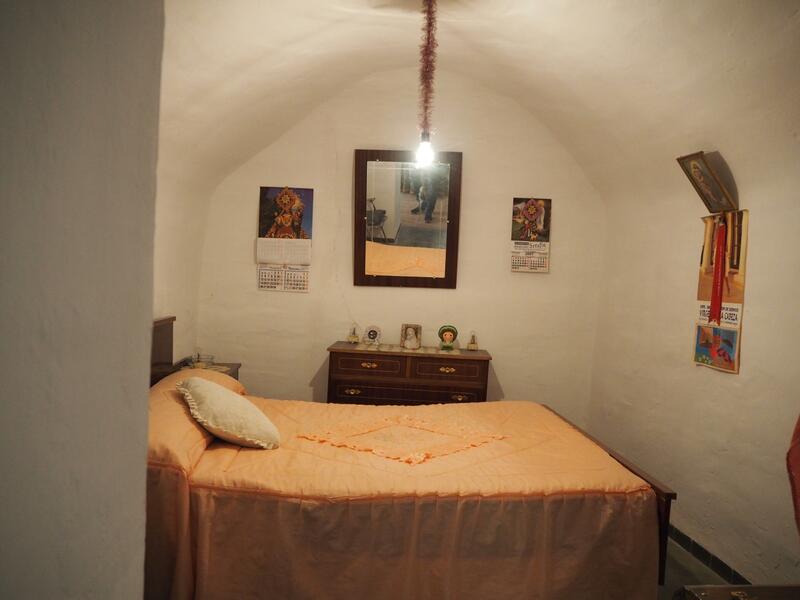 4 bedroom Cave House for sale