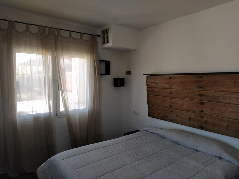 4 bedroom Townhouse for sale