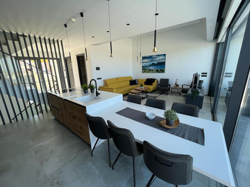 5 bedroom Villa for sale