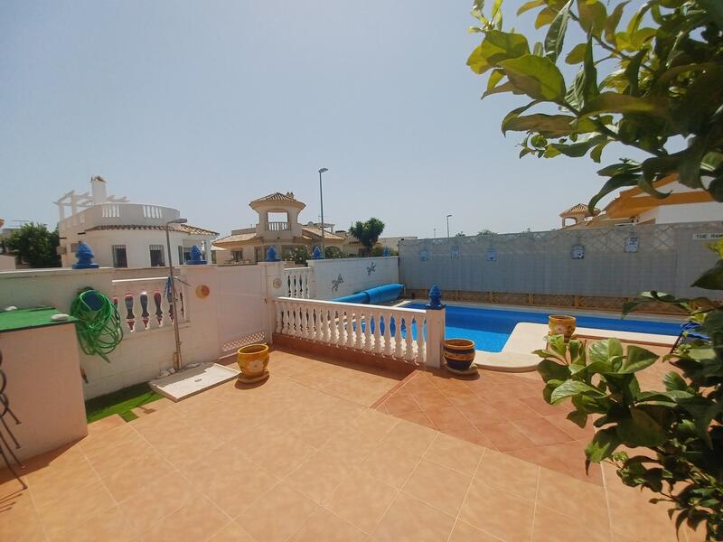 3 bedroom Country House for sale