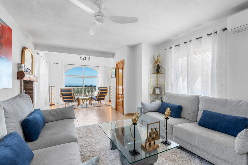 4 Cuarto Villa en venta