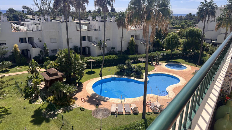 Appartement Te koop in San Pedro de Alcantara, Málaga