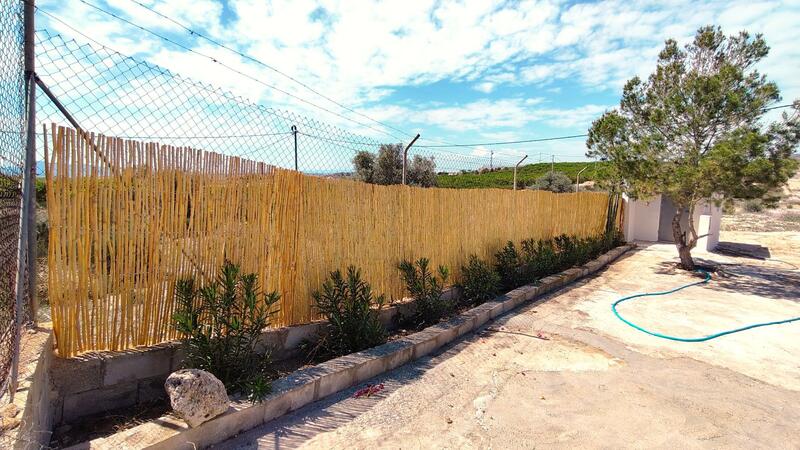 2 bedroom Country House for sale