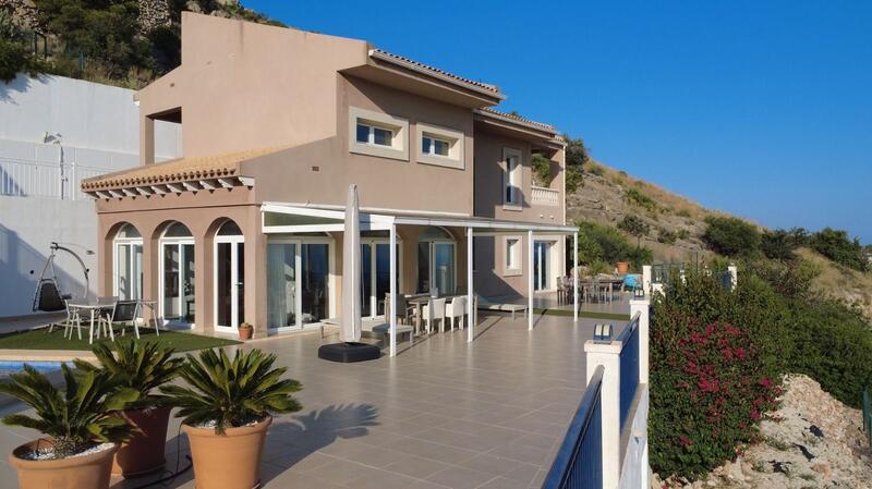 3 slaapkamer Villa Te koop