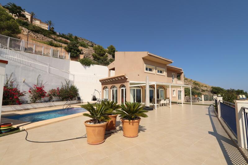 3 slaapkamer Villa Te koop