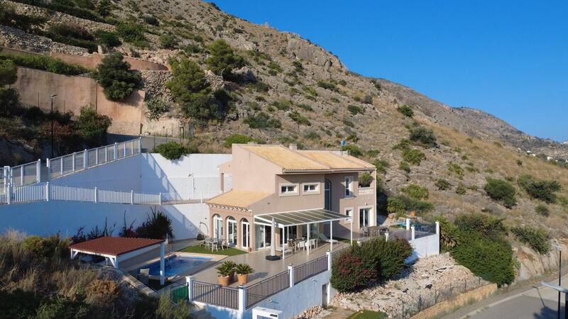 3 slaapkamer Villa Te koop