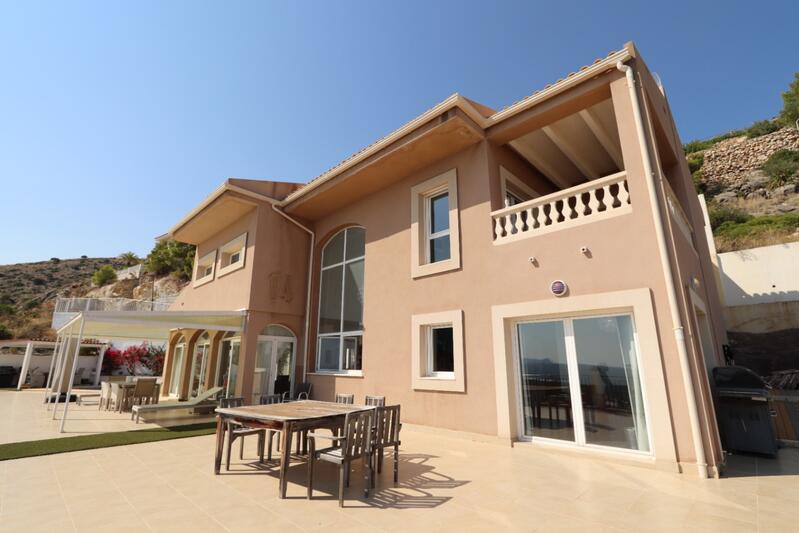 3 slaapkamer Villa Te koop