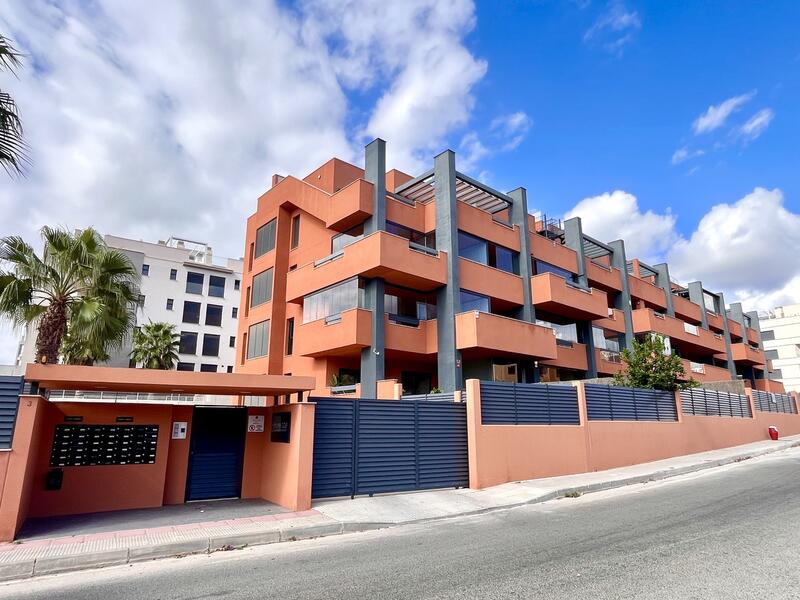 Leilighet til salgs i Villamartin, Alicante