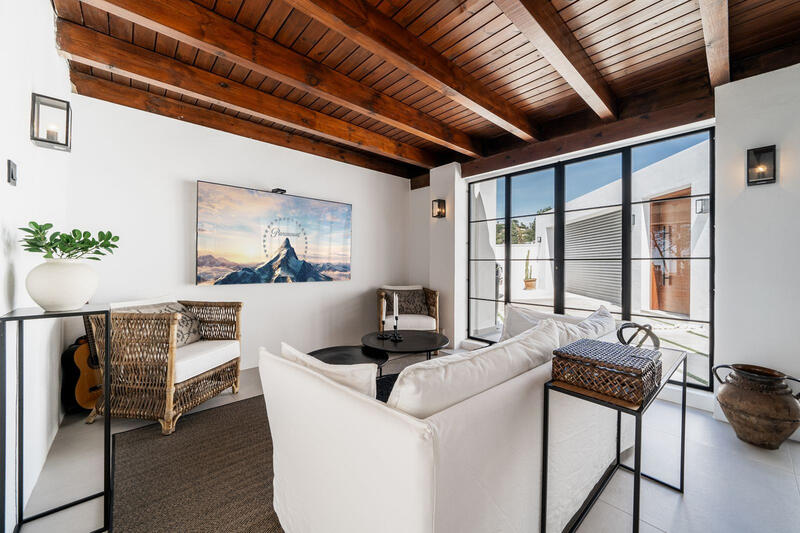 4 Cuarto Villa en venta
