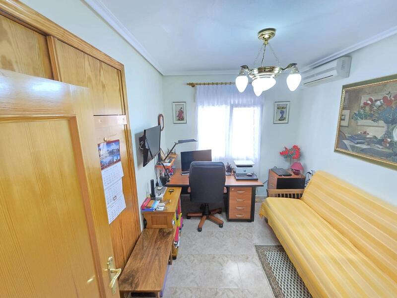 3 Cuarto Villa en venta