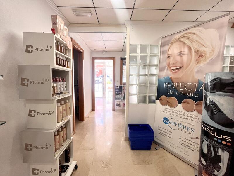 Local Commercial à vendre