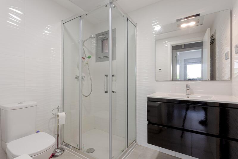 2 slaapkamer Appartement Te koop