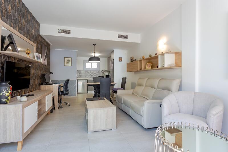 2 slaapkamer Appartement Te koop