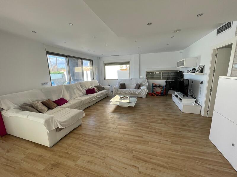 6 Schlafzimmer Villa zu verkaufen