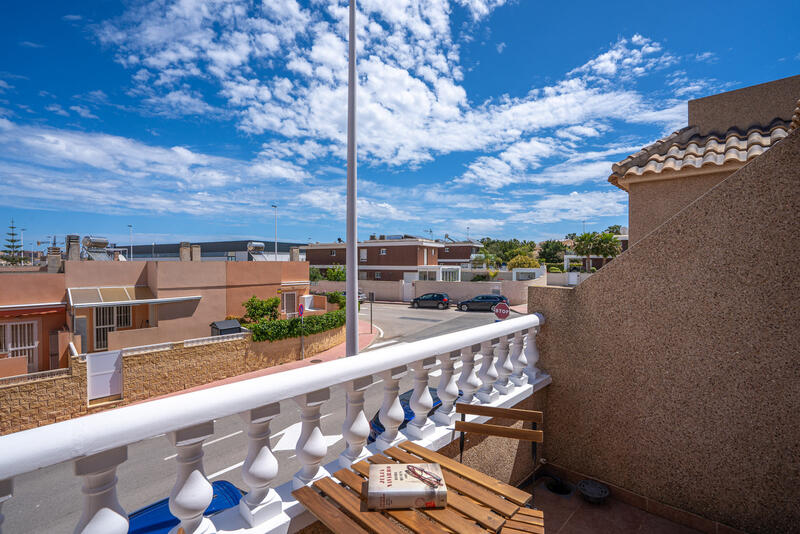3 Cuarto Adosado en venta