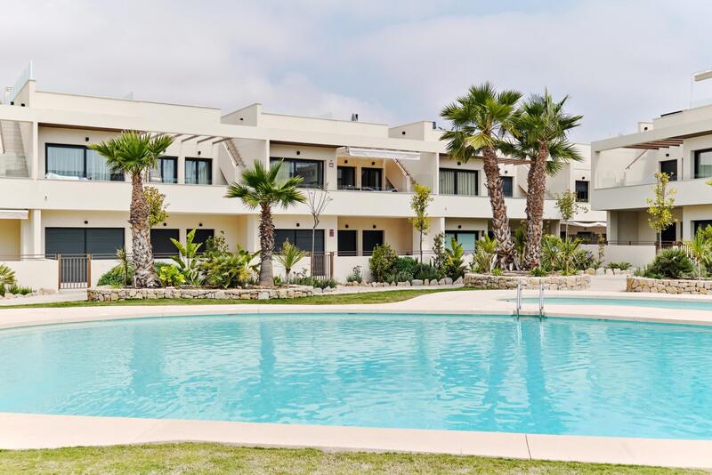 Apartamento en venta en Torrevieja, Alicante