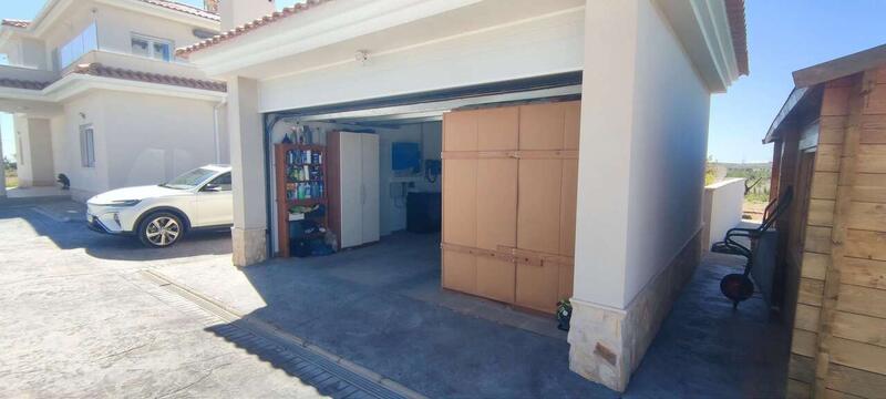 4 Cuarto Villa en venta