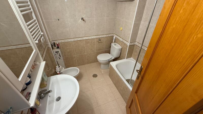 2 slaapkamer Appartement Te koop