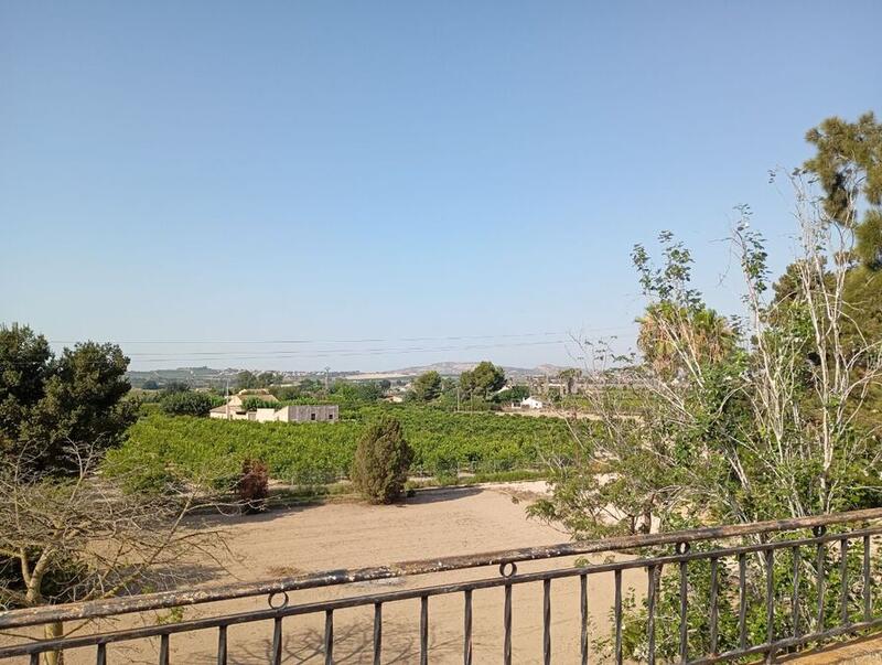 4 bedroom Villa for sale