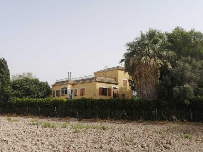 4 bedroom Villa for sale